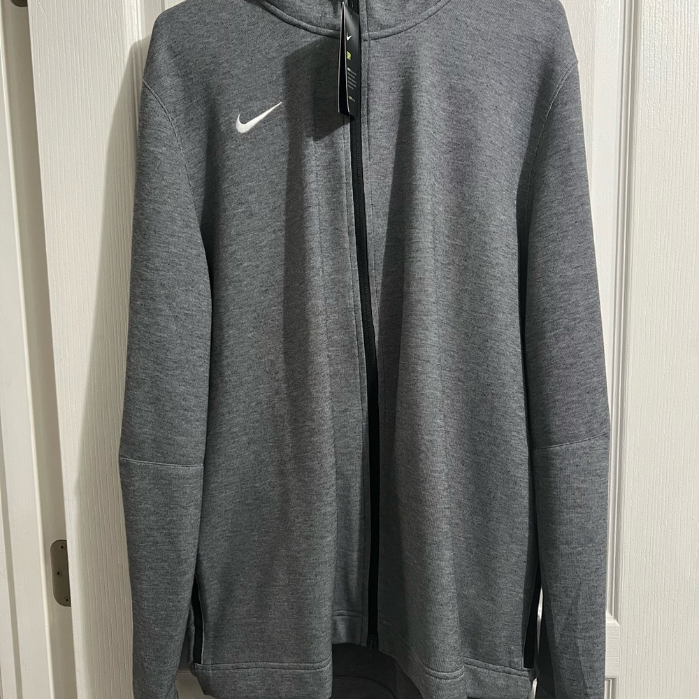 Nike Basketball Hoodie